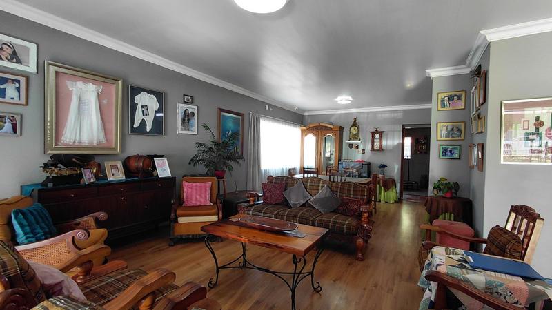 3 Bedroom Property for Sale in Langenhovenpark Free State